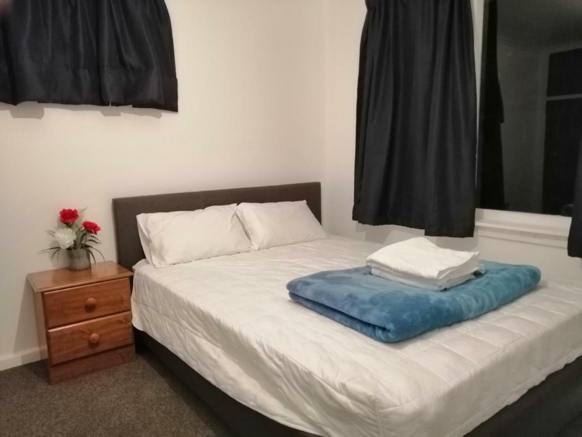 Homestay Double Room, Near The City Center كريستتشيرش المظهر الخارجي الصورة